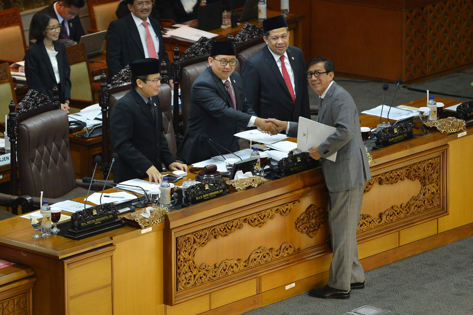 Civil societies are joining forces against a recent amendment to the 2014 Legislative Law, known locally as the MD3 Law, passed this week by the House of Representatives, which many fear may jeopardize free speech and democracy in Southeast Asia's largest economy. (Antara Foto/Wahyu Putro)