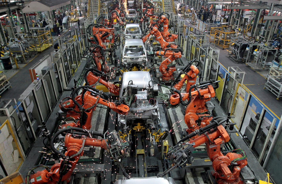 Cars are assembled at a plant of Ford India in Chengalpattu, on the outskirts of Chennai, in this file photo. (Reuters Photo/Babu)