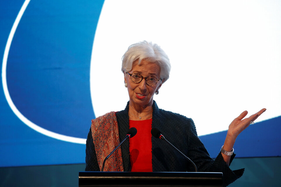 Christina Lagarde, the managing director of the International Monetary Fund, on Tuesday (27/02) reminded countries within the Association of Southeast Asian Nations, or Asean, that they must prepare their labor force for the coming digital revolution. (Reuters Photo//Beawiharta)