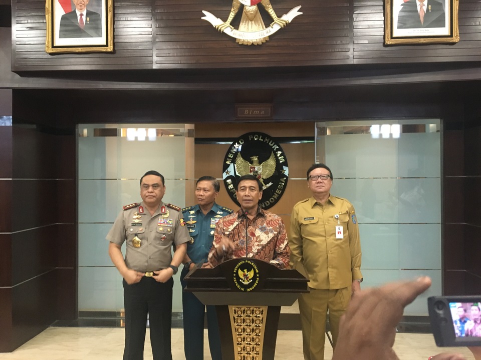 The government will arrange a meeting between former terrorists and survivors of terrorist attacks in the country at the end of February as part of a reconciliation effort, Chief Security Minister Wiranto said on Monday (05/02). (JG Photo/Sheany) 
