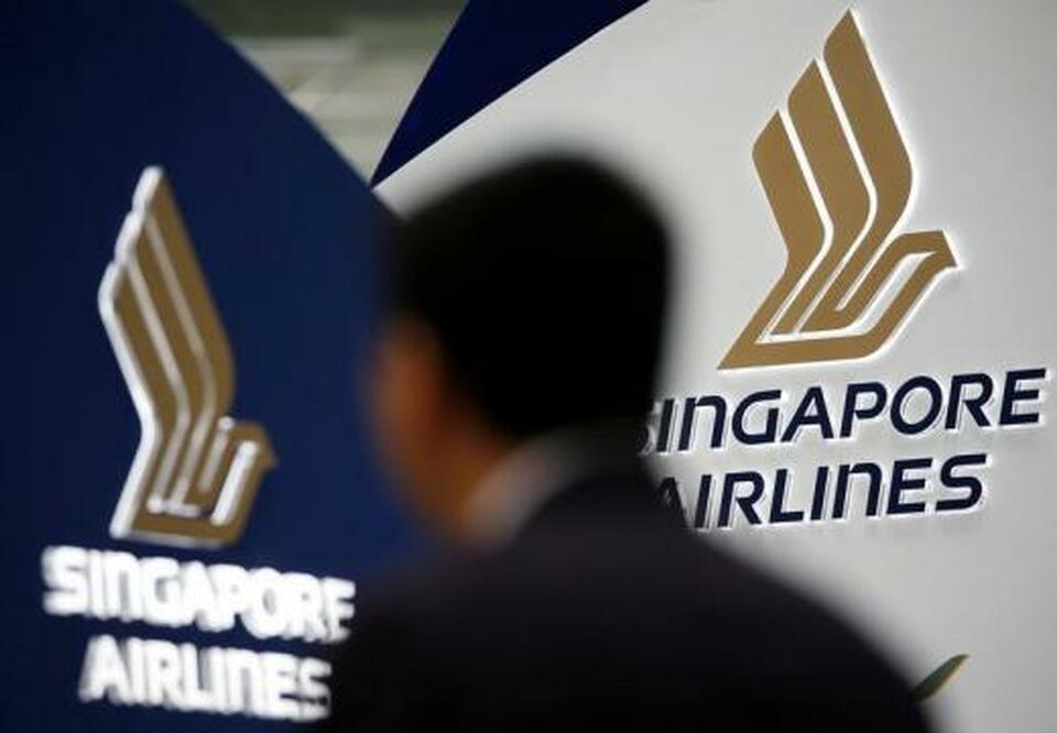 Singapore Airlines posted a 62 percent jump in quarterly profit, its best third-quarter earnings in seven years, but forecast challenging market conditions due to rising fuel prices and aggressive competition from rivals. (Reuters Photo/Edgar Su)