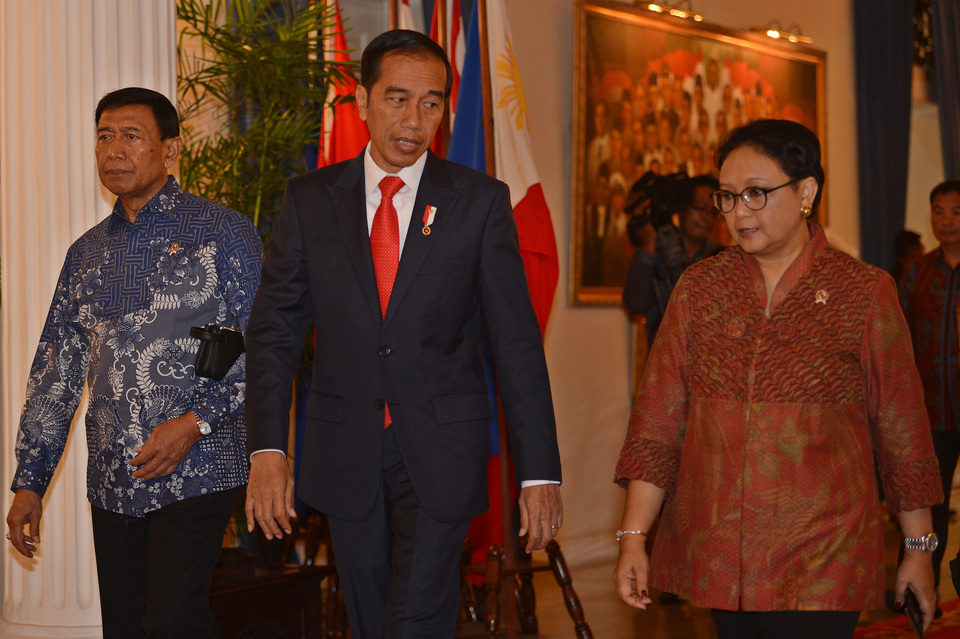 President Joko 'Jokowi' Widodo said it is important for Indonesia to leave its inferiority complex behind and showcase itself as one of the world's biggest economies. (Antara Photo/Wahyu Putro A)