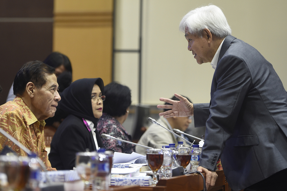 The finalization of the current draft revisions to the criminal code, or KUHP, will have a serious impact on human rights in the archipelago, Usman Hamid, executive director of Amnesty International Indonesia, warned on Thursday (22/02). (Antara Foto/Sigid Kurniawan)