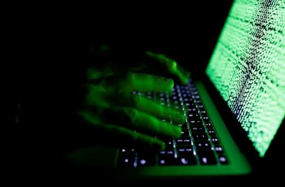 Cyber-attacks on Indonesian companies in 2017 will eventually cost domestic businesses $34 billion due to direct financial losses. (Reuters Photo/Kacper Pempel)