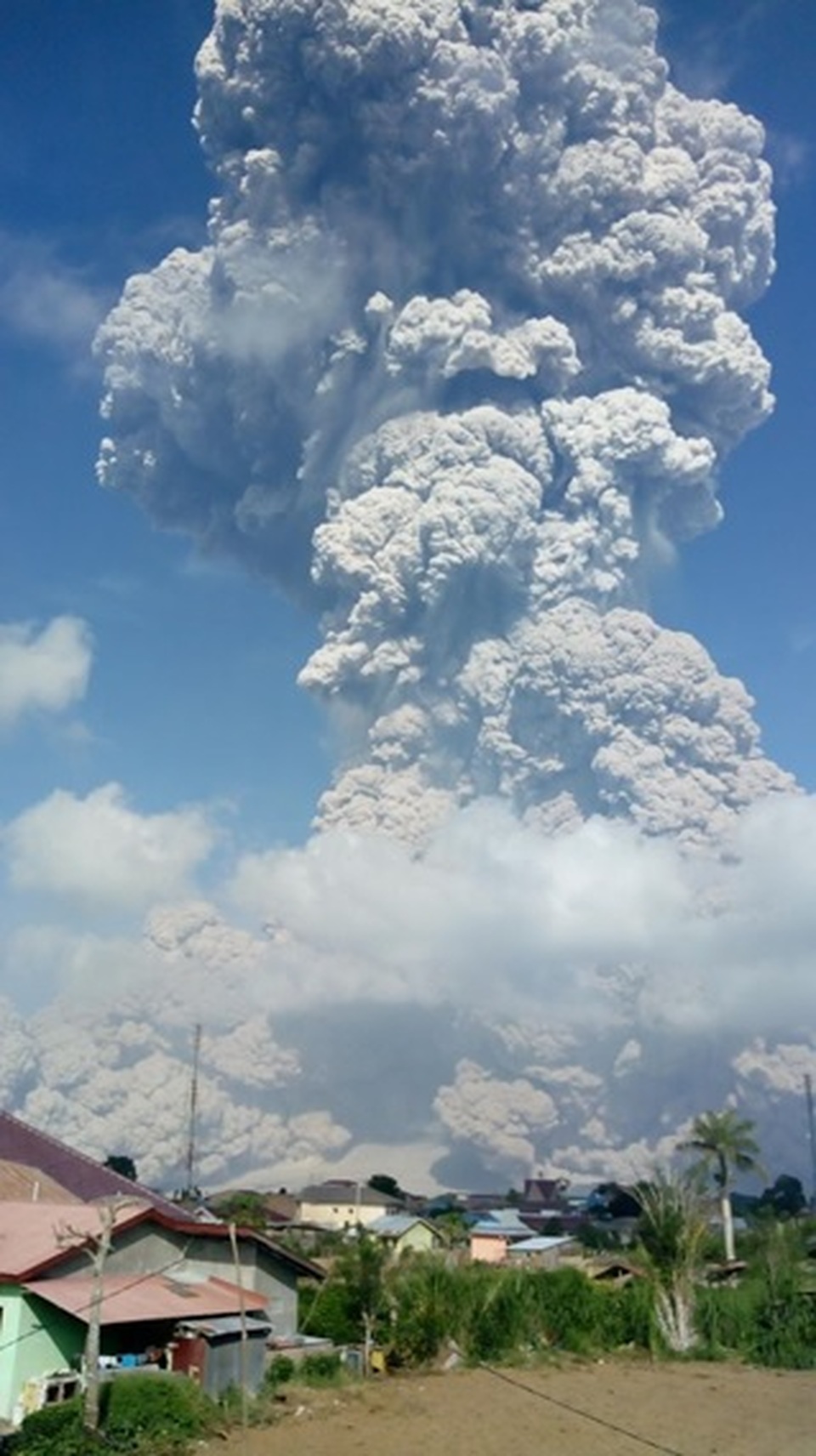 Mount Sinabung in North Sumatra erupted on Monday (19/02) morning.
 (Photo courtesy of PVMBG)
