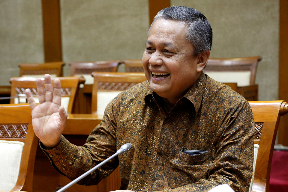 Nominee for governor of Bank Indonesia, Perry Warjiyo, gestures during a hearing at the House of Representatives building in Jakarta, Wednesday (28/03). (Reuters Photo/Willy Kurniawan)
