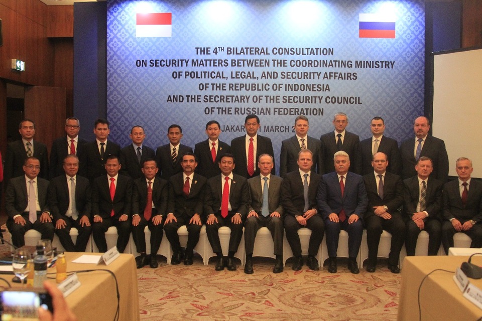 Indonesia and Russia on Thursday (01/03) agreed to strengthen defense cooperation at a meeting led by Chief Security Minister Wiranto and secretary of Russia’s security council, Nikolai Patrushev, in Jakarta. (Photo courtesy of the Coordinating Ministry for Political, Legal and Security Affairs)