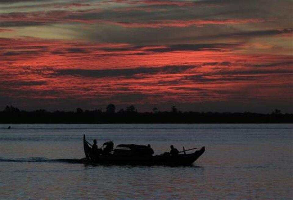 Foreign direct investment into the Greater Mekong Subregion has surged tenfold and trade between its countries has climbed to over $414 billion from $5 billion. (Reuters Photo/Chor Sokunthea)