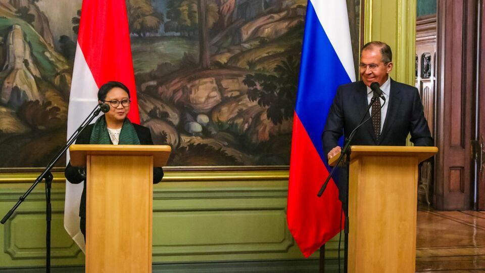 Relations between Indonesia and Russia seem to be getting closer and closer as top officials agreed to speed up the drafting of a new strategic partnership agreement in Moscow last month. (Photo courtesy of the Ministry of Foreign Affairs)