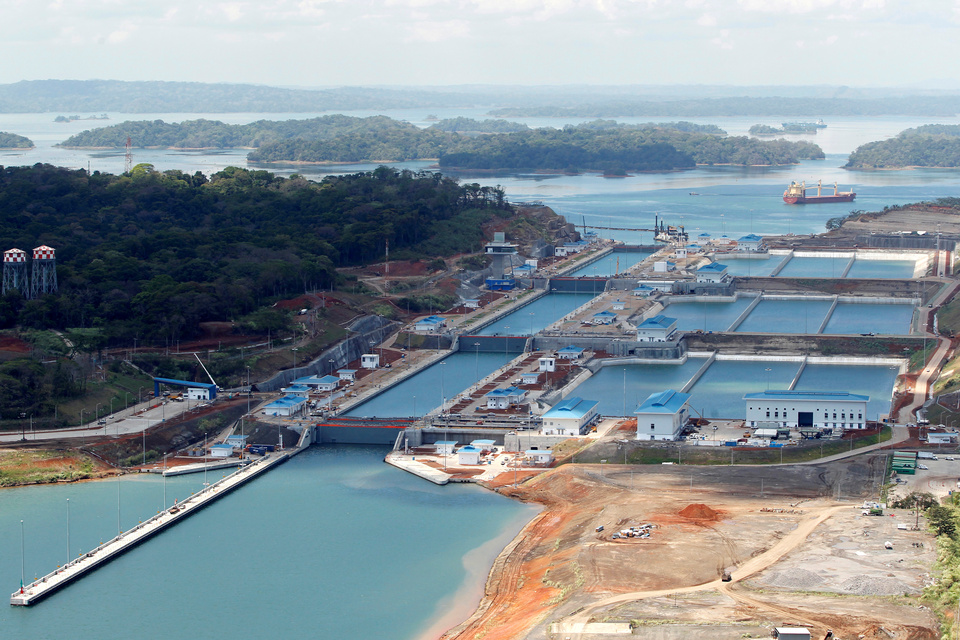 The Panama Canal may carry five times as much liquefied natural gas in 2020 as it did last year as production of the fuel expands in the United States and Asian import demand rises, the head of the canal's governing agency said. (Reuters Photo/Carlos Jasso)