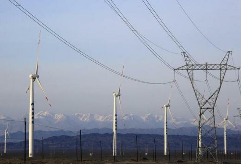 The city of Yanan, a major wind power base in northwest China's Shaanxi Province, has introduced a lottery system to decide which wind projects will go ahead this year, a sign that grid constraints are forcing local governments to restrict capacity. (Reuters Photo)