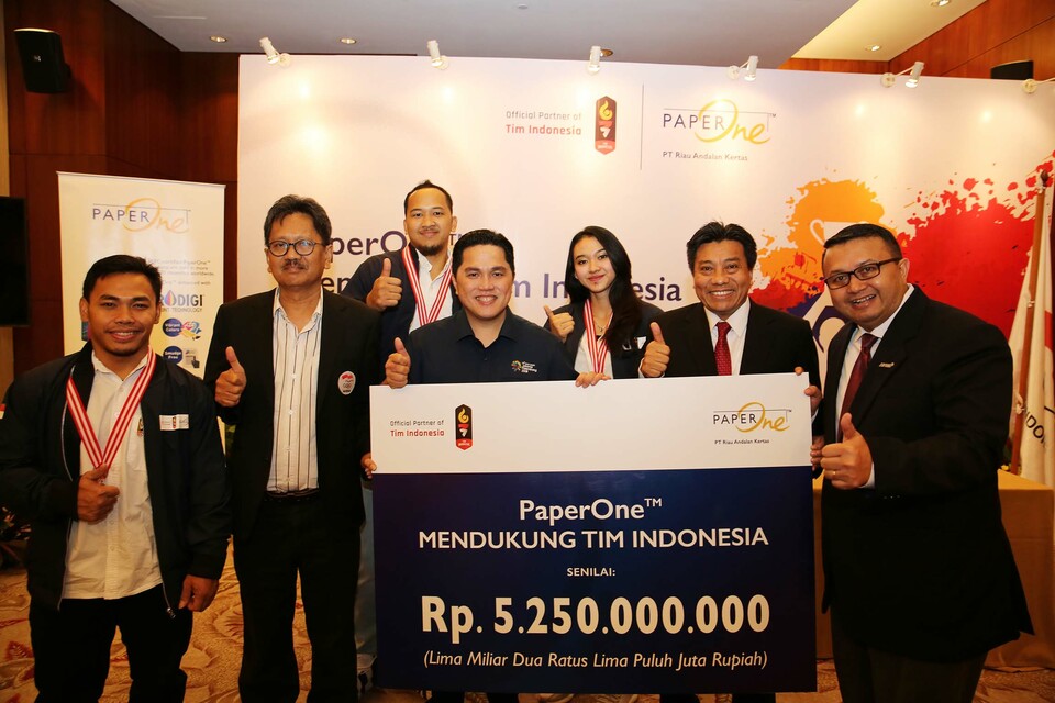 PaperOne became an official sponsor of the Indonesian team at the 2018 Asian Games. (Photo courtesy of APRIL Group).