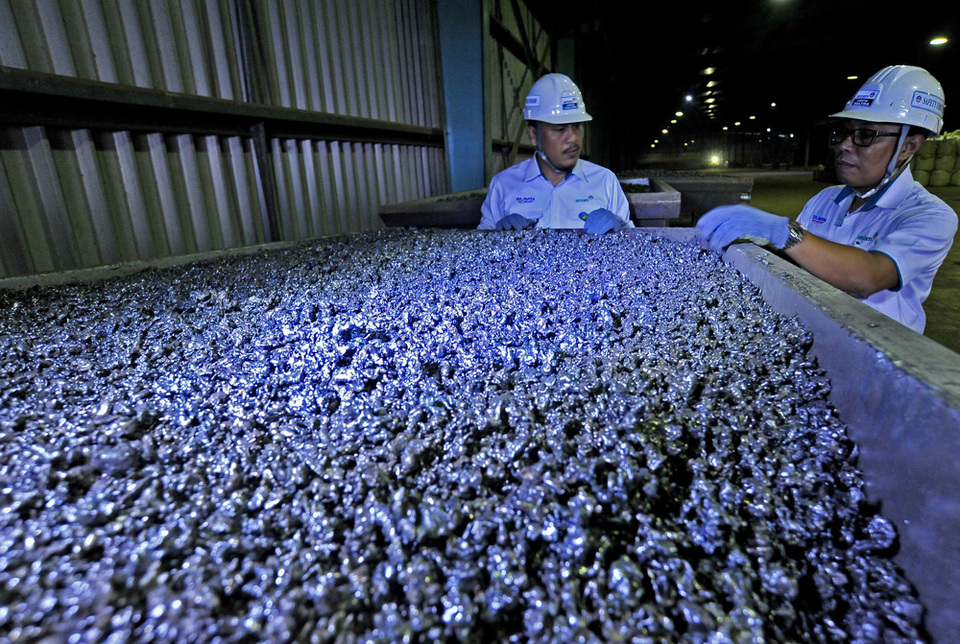 Ferronickel ores ready to be shipped overseas from Pomala Port in Kolaka, North Sulawesi. (Antara Photo/Asep Fathulrahman)