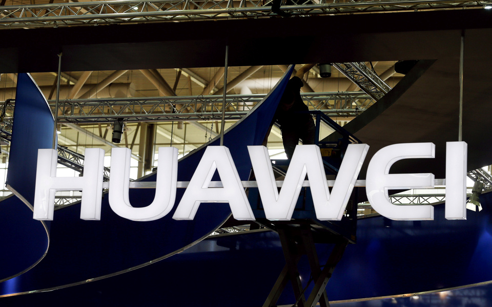 Chinese telecoms equipment maker Huawei Technologies refuted Australian claims it poses a security risk, calling the criticism 'ill-informed' in an open letter on Monday (18/06) that threatens to inflame already heightened Sino-Canberra tensions. (Reuters Photo/Morris Mac Matzen)