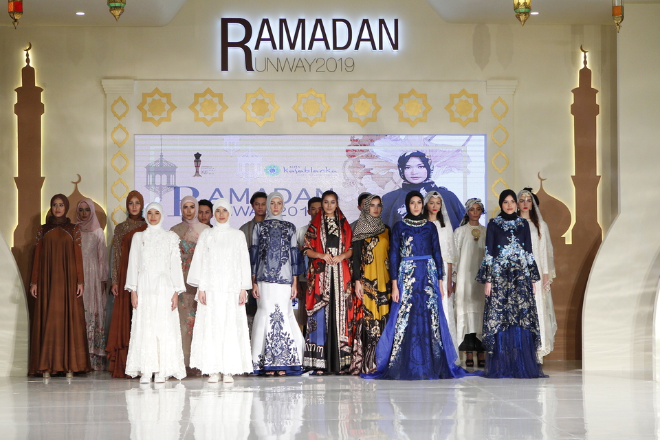 'Ramadan Runway,' a series of fashion shows and exhibitions by the Indonesian Fashion Designers and Fashion Entrepreneurs Association (Appmi), officially opened at Kota Kasablanka shopping mall in South Jakarta on Friday (08/06). (Photo courtesy of Contentro PR)