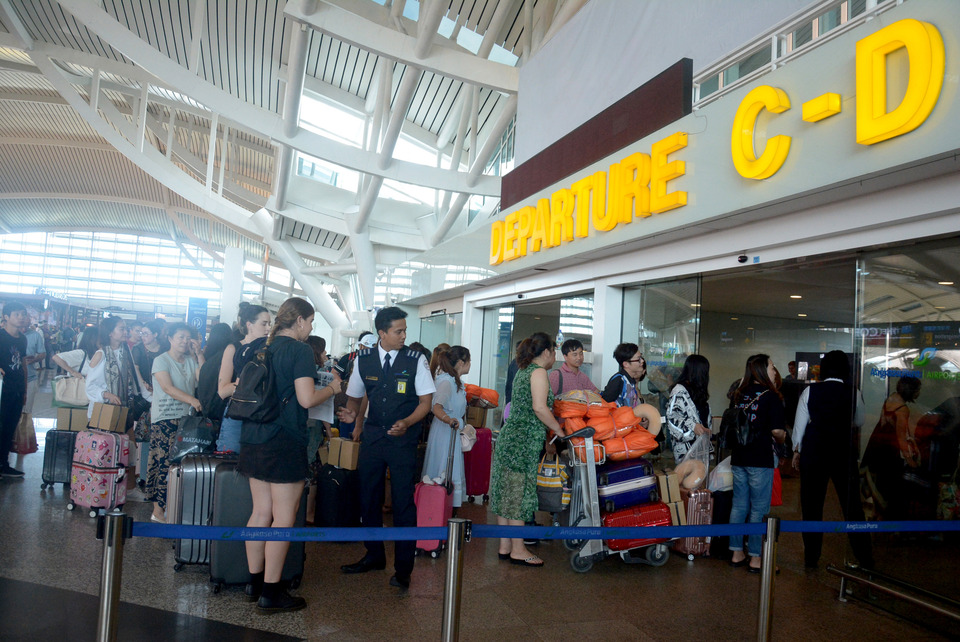 Bali’s Ngurah Rai International Airport has resumes operations. (Antara Photo/Wira Suryantala)