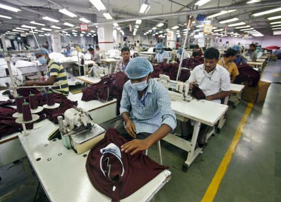 International efforts to make it easier for garment workers in India to speak out against sexual harassment, dangerous working conditions and abuses are failing, campaigners said on Tuesday (26/06). (Reuters Photo/Anindito Mukherjee)