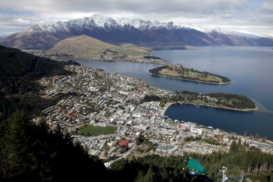 A general view of Queenstown, New Zealand, in this September 2011 file photo. (Reuters Photo/Stefan Wermuth)
