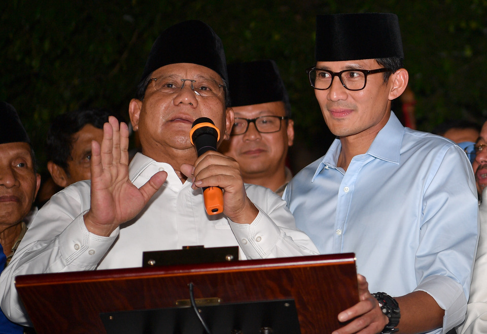 A member of presidential candidate pair Prabowo Subianto and Sandiaga Uno said they would not be challenging the election result in the Constitutional Court like they did after the 2014 presidential election. (Antara Photo/Sigid Kurniawan)