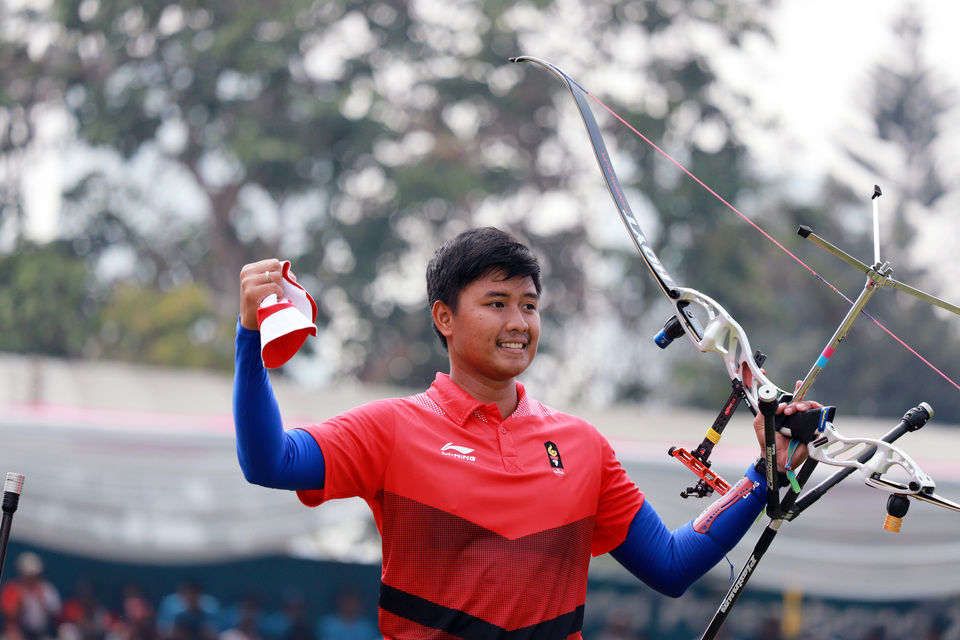 Indonesia failed in its bid for gold in archery at the 2018 Asian Games on Tuesday (28/08), when Riau Ega Salsabilla only managed to win bronze in the men's individual recurve event. (Antara Photo/Inasgoc/Mudak Yasin)