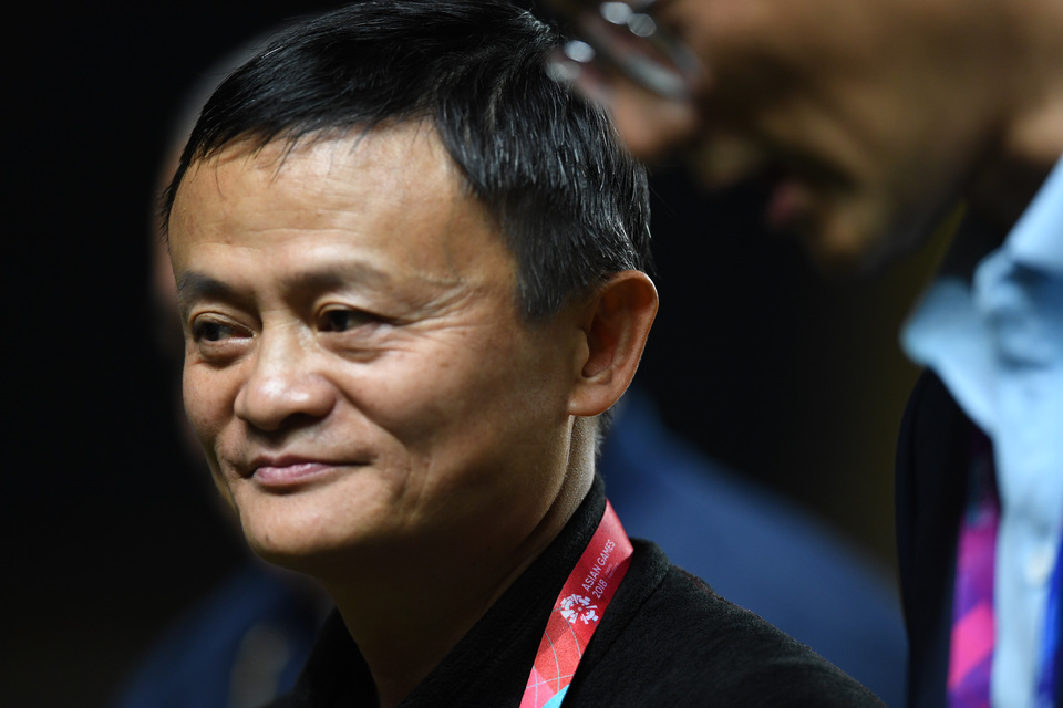 Indonesia will partner with Alibaba chief executive Jack Ma to look into ways to use of the e-commerce giant's ecosystem to increase its exports, particularly to China. (Antara Photo/Inasgoc/Zabur Karuru)