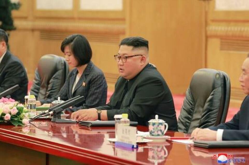 South Korea said its envoys met with North Korean leader Kim Jong-un in Pyongyang on Wednesday (05/09) to prepare for a third inter-Korean summit later this month, with hopes of putting momentum back into stalled talks between the North and the United States on denuclearization. (Reuters Photo/KCNA)