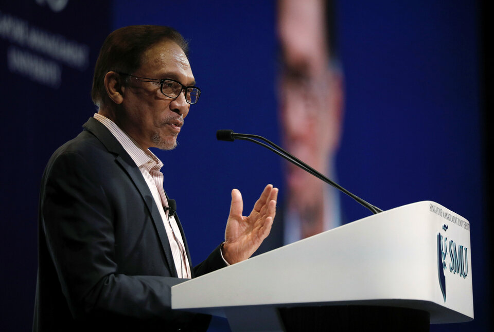 Malaysia's Anwar Ibrahim faces the first test of his return to political life in a by-election that would pave his way to claiming the premiership. (Reuters Photo/Edgar Su)