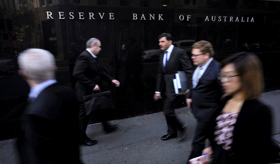 Australia's central bank marked a 26th straight month of stable policy on Tuesday (02/10), reinforcing market bets that rates will remain low for an extended period amid tighter credit conditions and lukewarm inflation and wages growth. (Reuters Photo/Jason Reed)