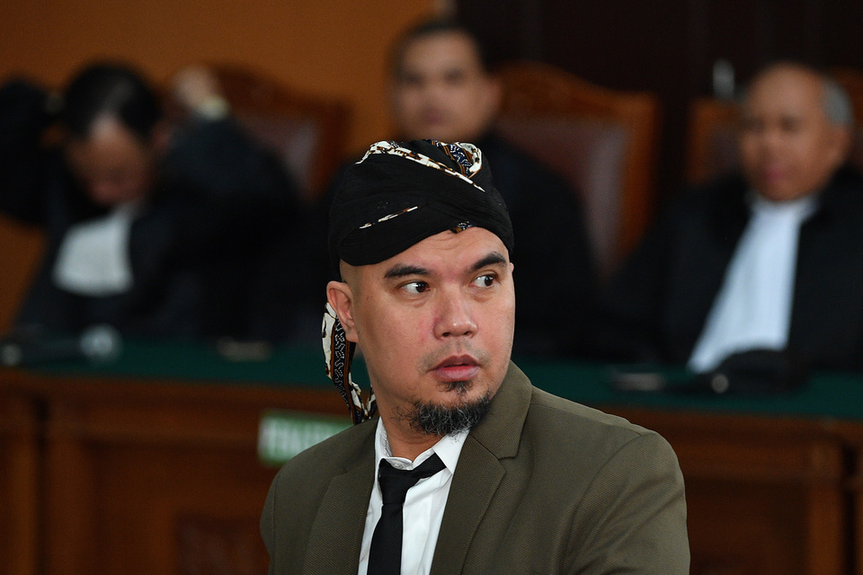 Musician Ahmad Dhani attends a hearing at the South Jakarta District Court in November last year. (Antara Photo/Sigid Kurniawan)