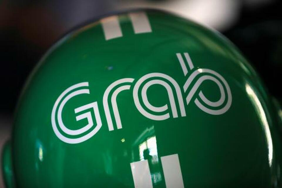 Thailand's Kasikornbank on Thursday said it has invested $50 million in Singapore's Grab, forming a partnership that will help launch the GrabPay electronic wallet in its sixth Southeast Asian market in 2019. (Reuters Photo/Edgar Su)
