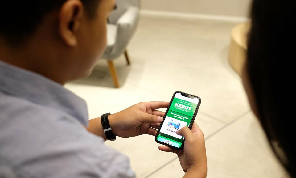 Tokopedia said on Wednesday that it had secured $1.1 billion in its latest funding round led by Chinese e-commerce giant Alibaba Group Holding and Japan's SoftBank Group. (B1 Photo)