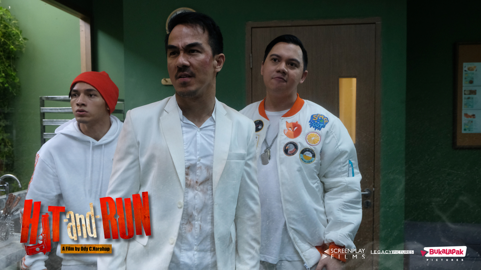 A first-look photo from Ody C. Harahap's upcoming action comedy 'Hit N Run,' starring Jefri Nichol, Joe Taslim and Chandra Liow. (Photo courtesy of Screenplay Films)