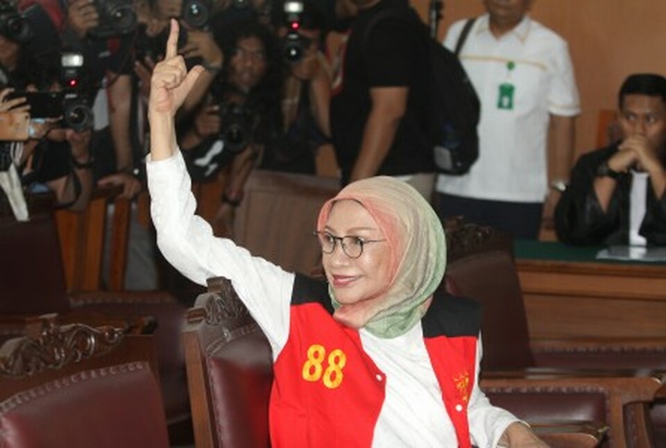 Ratna Sarumpaet seen just before the start of her trial in the South Jakarta District Court on Thursday. (Antara Photo/Reno Esnir)