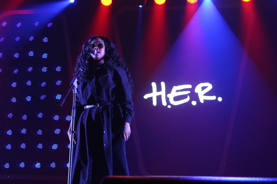 Grammy-winning singer-songwriter H.E.R entertained the crowd at Java Jazz Festival 2019 on Friday (01/03) at JIEXpo Kemayoran in Central Jakarta. (B1 Photo/Emral)