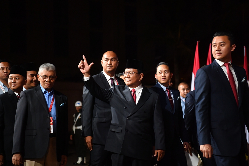 Prabowo Subianto has announced the names of the members of his proposed team if he wins the 2019 presidential election. (Antara Photo/Rivan Awal Lingga)