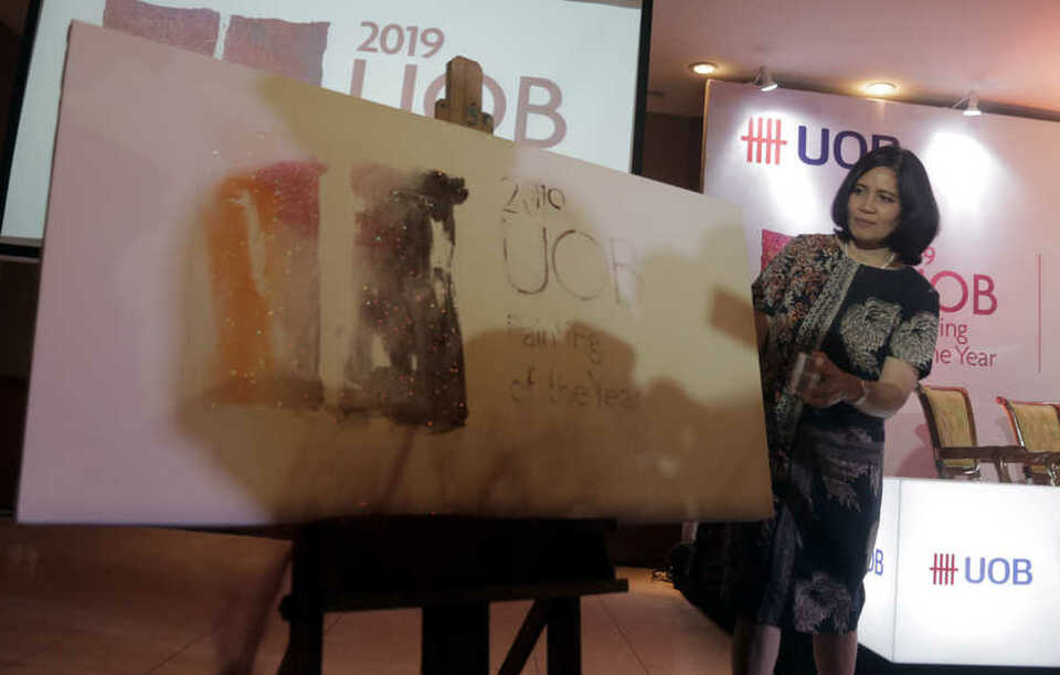 UOB Indonesia's head of corporate communications Maya Rizano opened the UOB Painting of the Year competition at the National Museum in Jakarta on Friday. (Beritasatu Photo/defrizal)