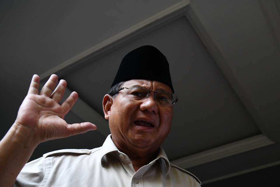 Losing presidential candidate Prabowo Subianto reportedly gave Vice President Jusuf Kalla his personal guarantee that there would not be a repeat of last month's violent incidents. (Antara Photo/Sigid Kurniawan)