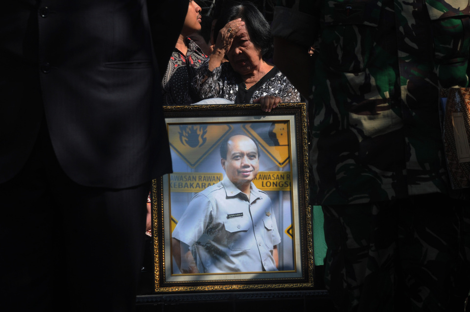 The recent death of disaster agency spokesman Sutopo Purwo Nugroho, a nonsmoker, has shed light on the problem of secondhand smoking in Indonesia. (Antara Photo/Aloysius Jarot Nugroho)