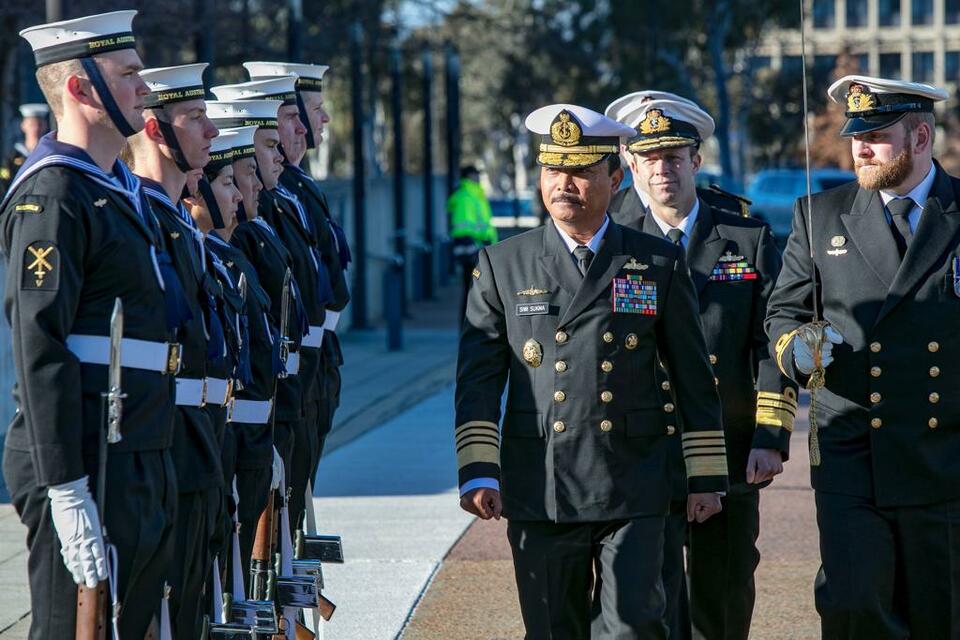 Indonesian Navy Chief Admiral Siwi Sukma Adji performs a military inspection on his visit to Canberra on Friday. (Photo courtesy of the Indonesian Navy)