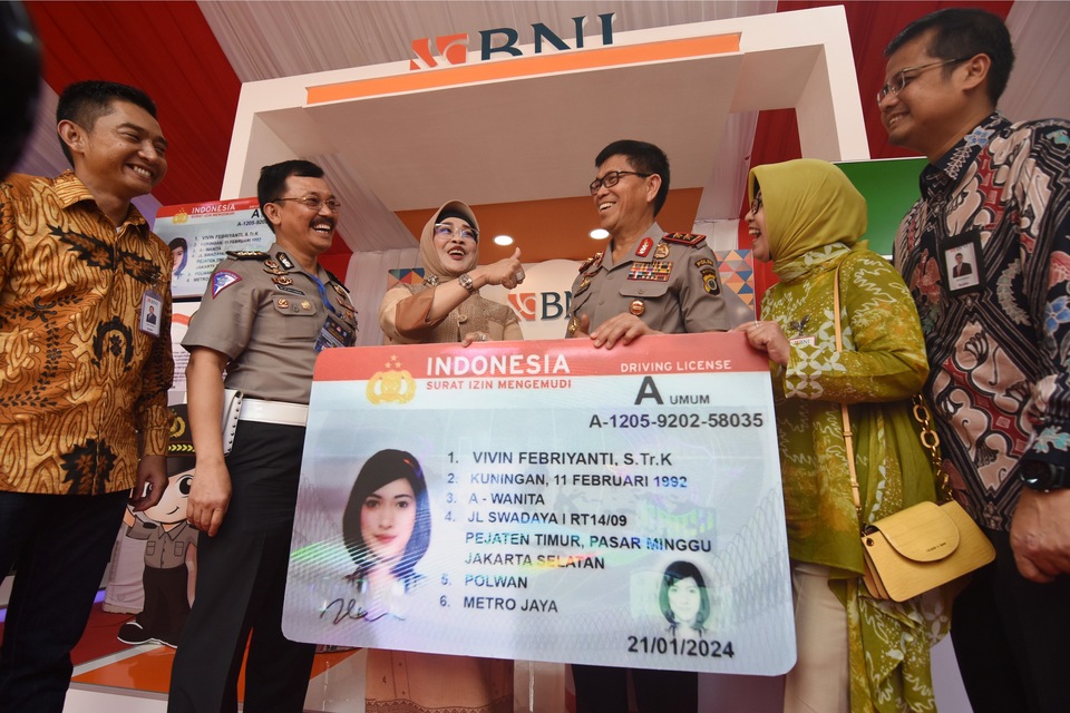 The National Police launch electronic driver's license during a ceremony at the Senayan Sports Hall in Jakarta, Sept. 22, 2019. (Antara Photo)