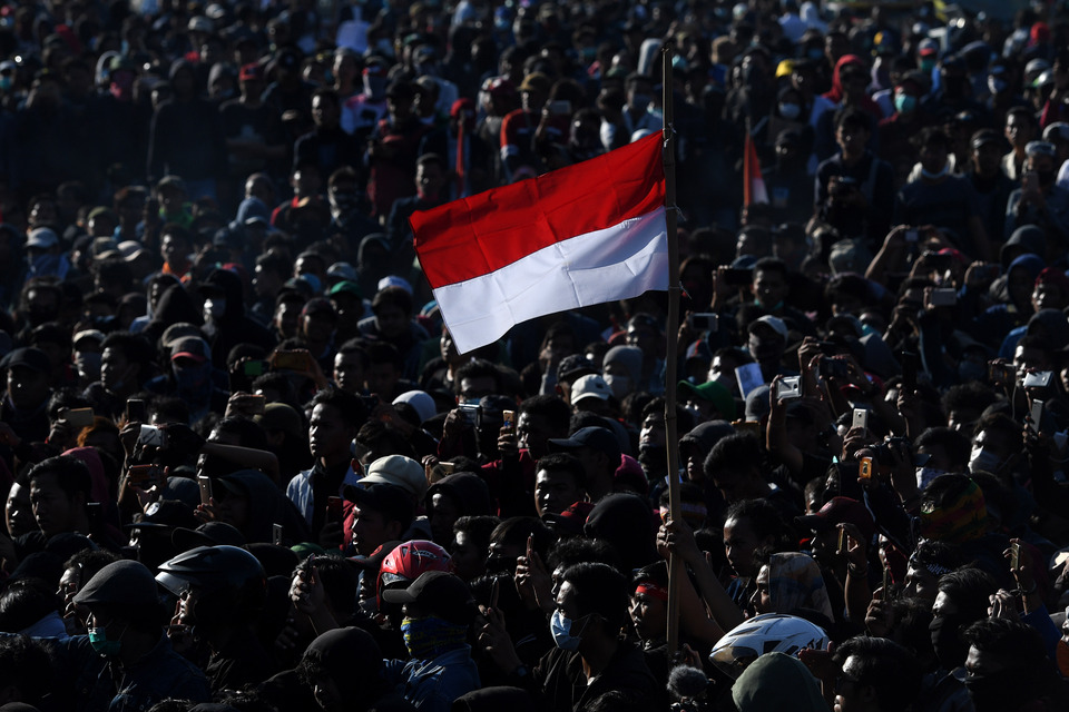 Indonesian students refuse President Joko "Jokowi" Widodo