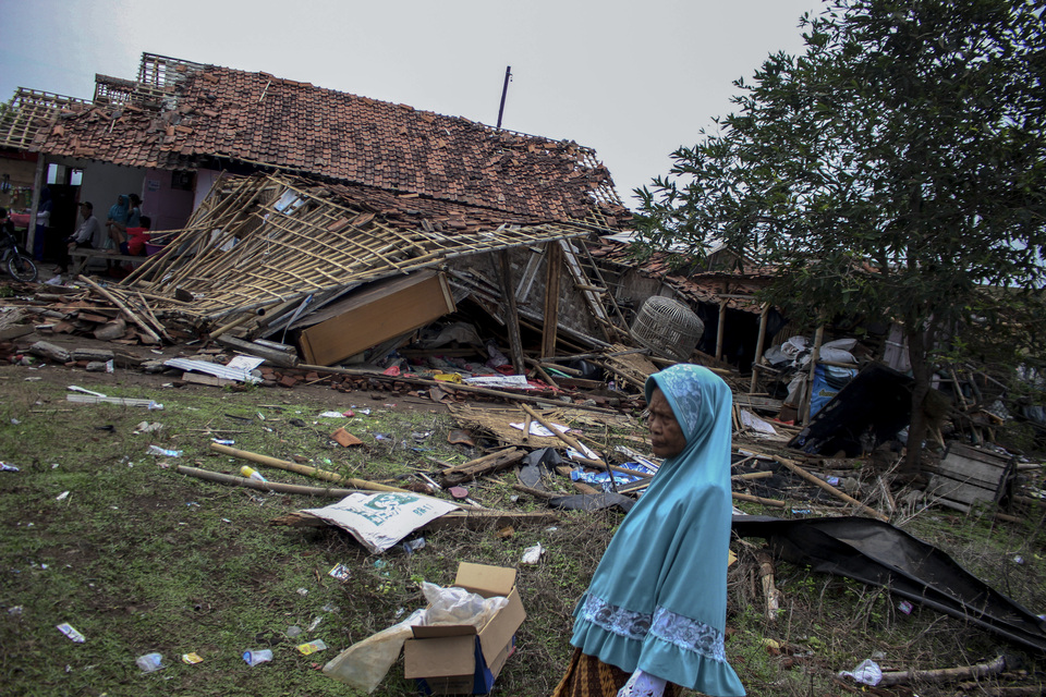 A house destroyed by a tornado in Tangerang, Banten, on Friday. (Antara Photo/Fauzan)
