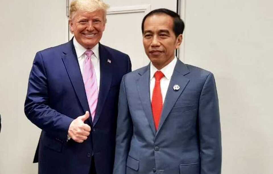 US President Donald Trump and President Joko 