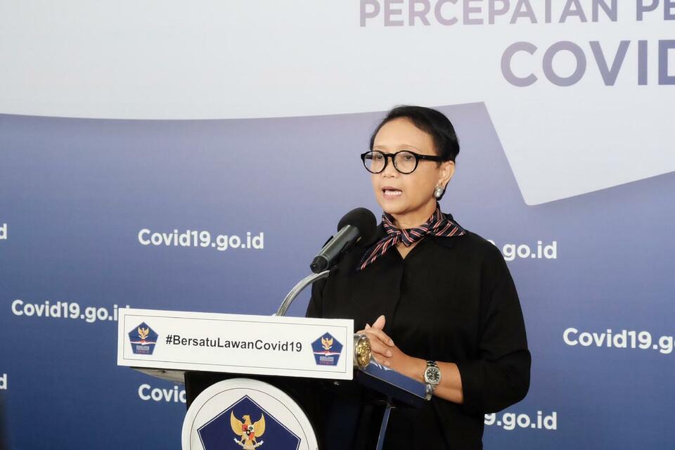 Foreign Minister Retno Marsudi speaks at a news conference in Jakarta on Monday. (Photo courtesy of the Foreign Affairs Ministry)