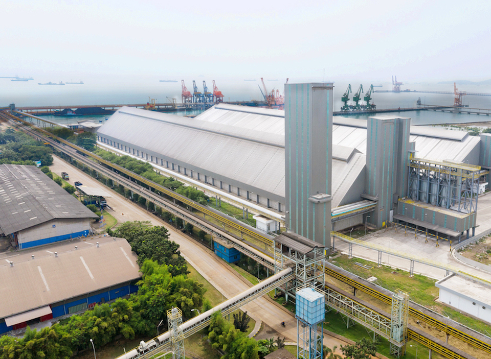 A grain terminal facility controlled by FKS Multi Argo subsidiary's FKS Logistics in Cigading Port, Cilegon, Banten. (Photo courtesy of FKS Multi Argo)
