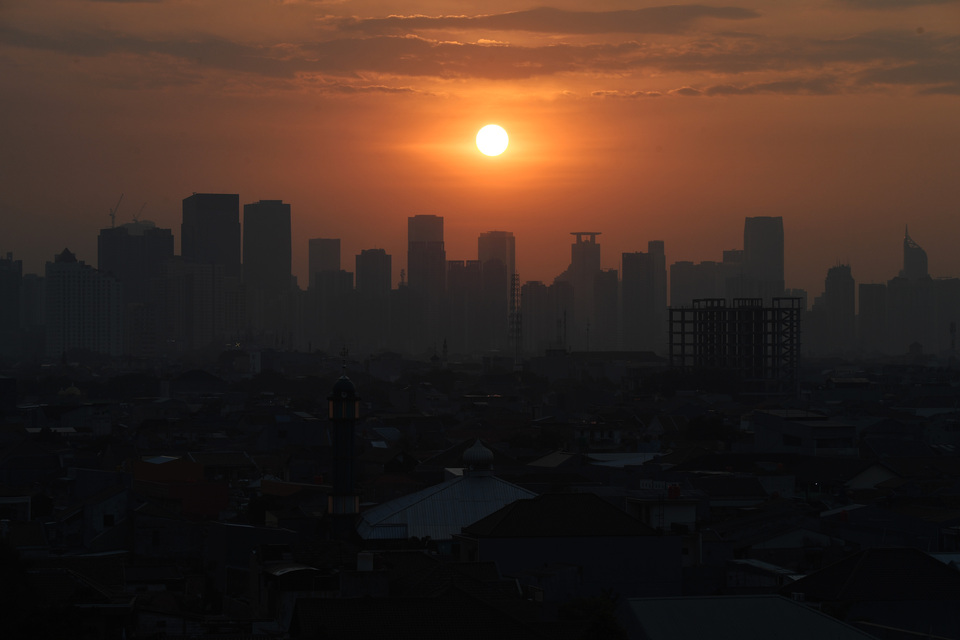 Skyscrapers dominate Jakarta's skyline view at dusk on May 11, 2021. (Antara Photo/Akbar Nugroho Gumay)