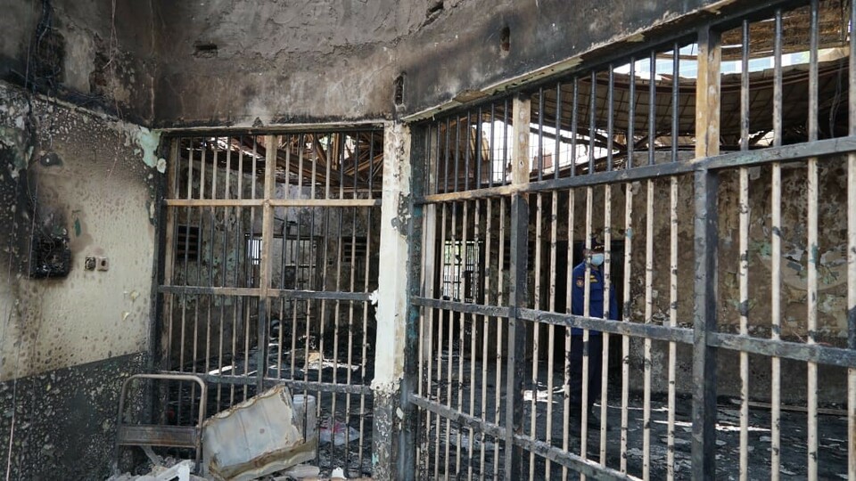 A cell at the Tangerang Penitentiary is destroyed by fire on Sept. 8, 2021. (Photo courtesy of the Justice Ministry)