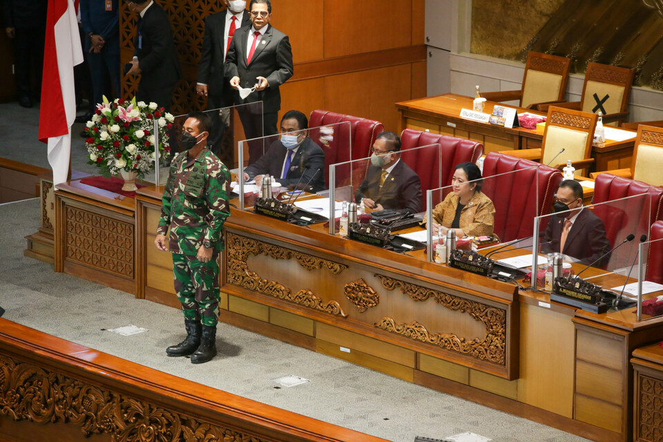 General Andika Perkasa appears in the House of Representatives session that approves his appointment as the new military commander in the legislature building in Jakarta, November 8, 2021. (Beritasatu Photo/Ruht Semiono)