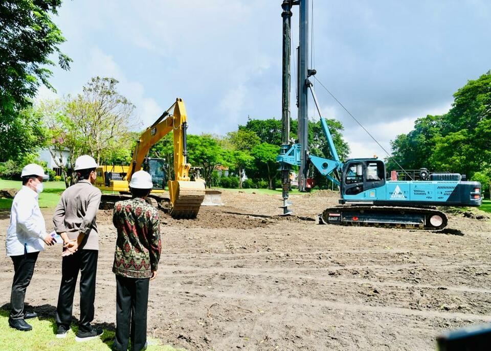 President Joko Widodo attends the groundbreaking ceremony of Bali International Hospital in Sanur, Denpasar Bali, on December 27, 2021. (Twitter @jokowi)