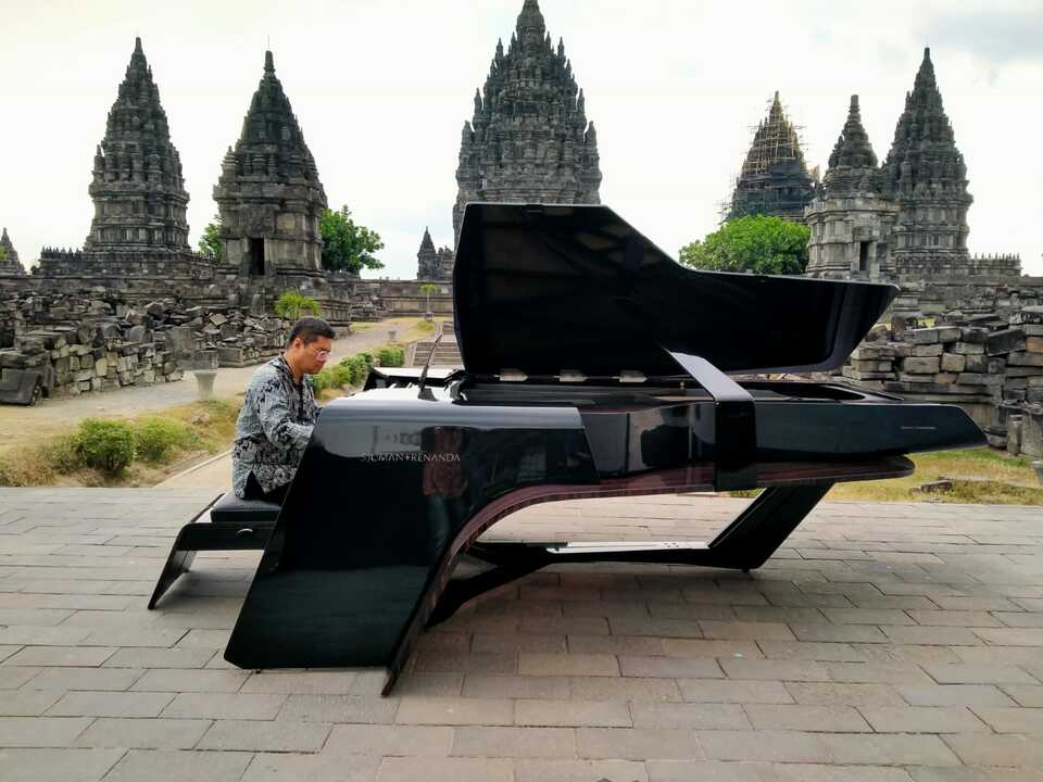 Ananda Sukarlan is an Indonesian composer and pianist. He is also the founder and artistic director of the G20 Orchestra. (Photo courtesy of Ananda Sukarlan)
